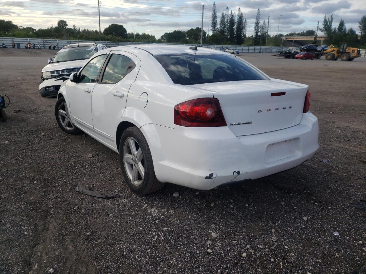 Photo 3 from auction – 2013 DODGE AVENGER SX with VIN 1C3CDZCB7DN591217