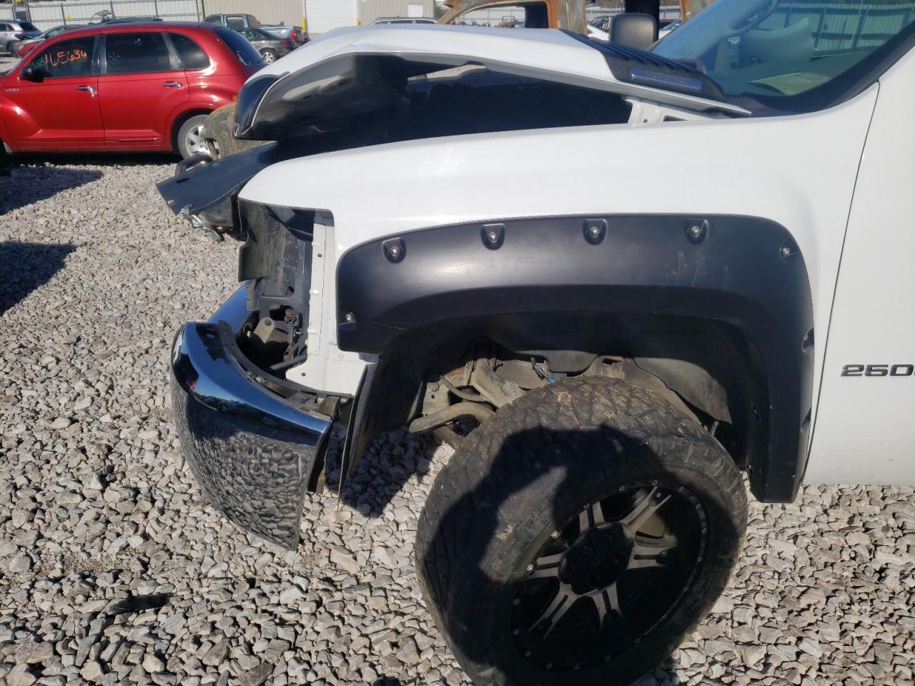 Photo 9 from auction – 2008 CHEVROLET SILVERADO with VIN 1GCHK29K98E121279