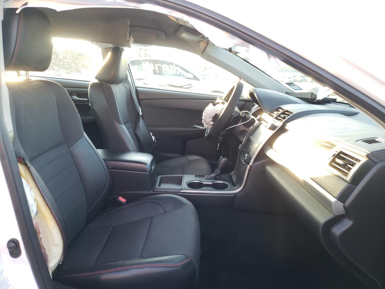 Photo 5 from auction – 2016 TOYOTA CAMRY LE with VIN 4T1BF1FKXGU523966