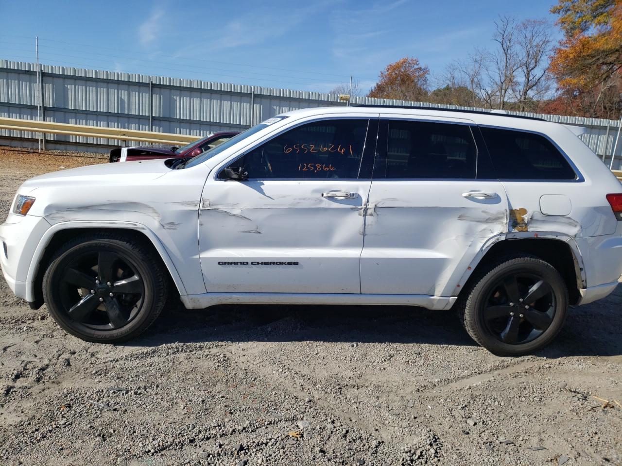 Photo 9 from auction – 2015 JEEP GRAND CHER with VIN 1C4RJFAG6FC631913
