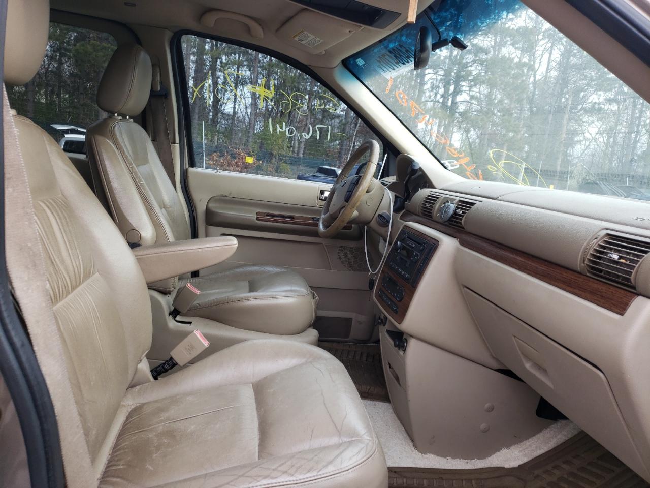 Photo 5 from auction – 2005 FORD FREESTAR with VIN 2FMDA58225BA16896