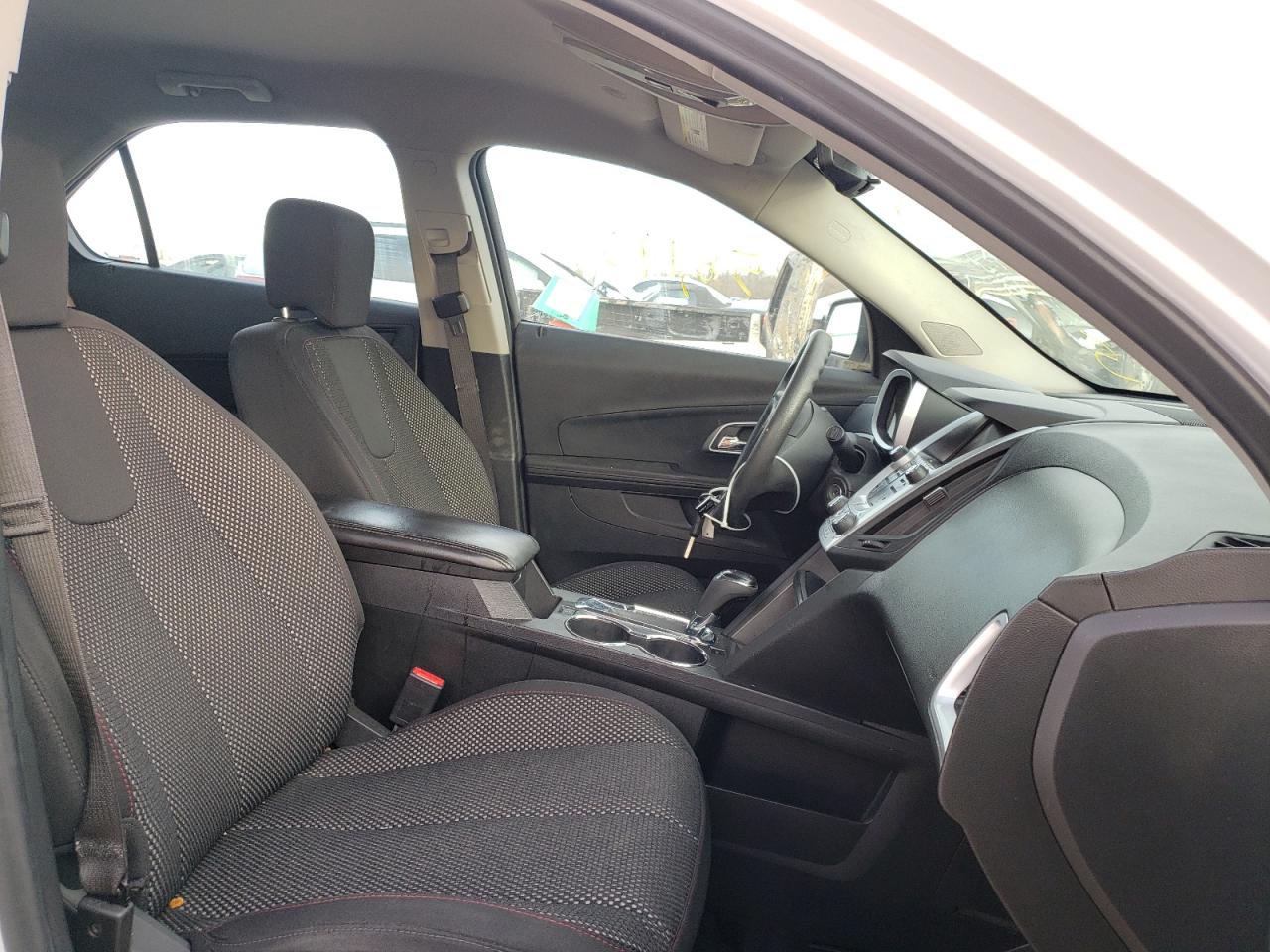 Photo 5 from auction – 2017 CHEVROLET EQUINOX LS with VIN 2GNFLEEK9H6199536