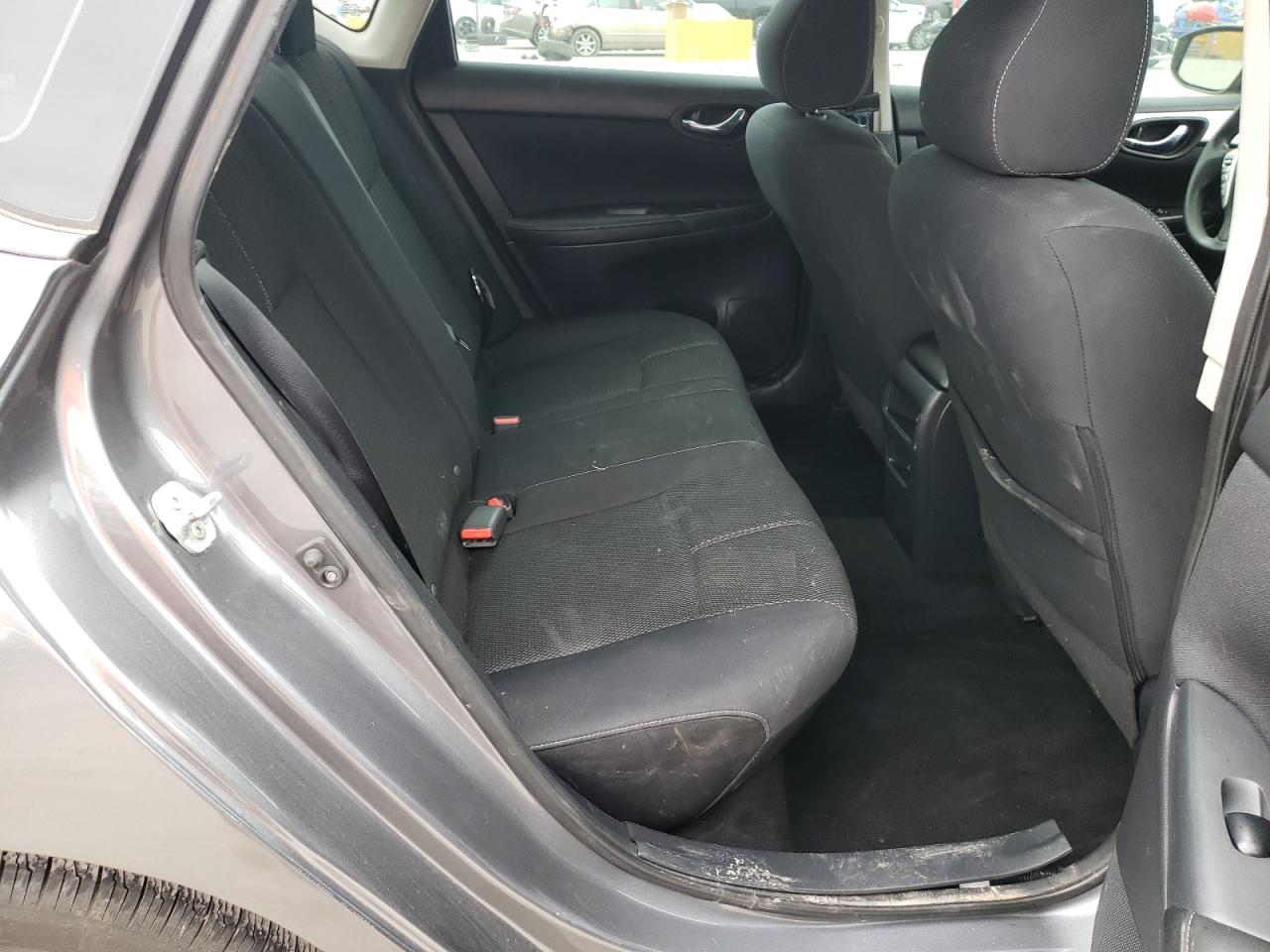 Photo 6 from auction – 2016 NISSAN SENTRA S with VIN 3N1AB7AP8GY295533