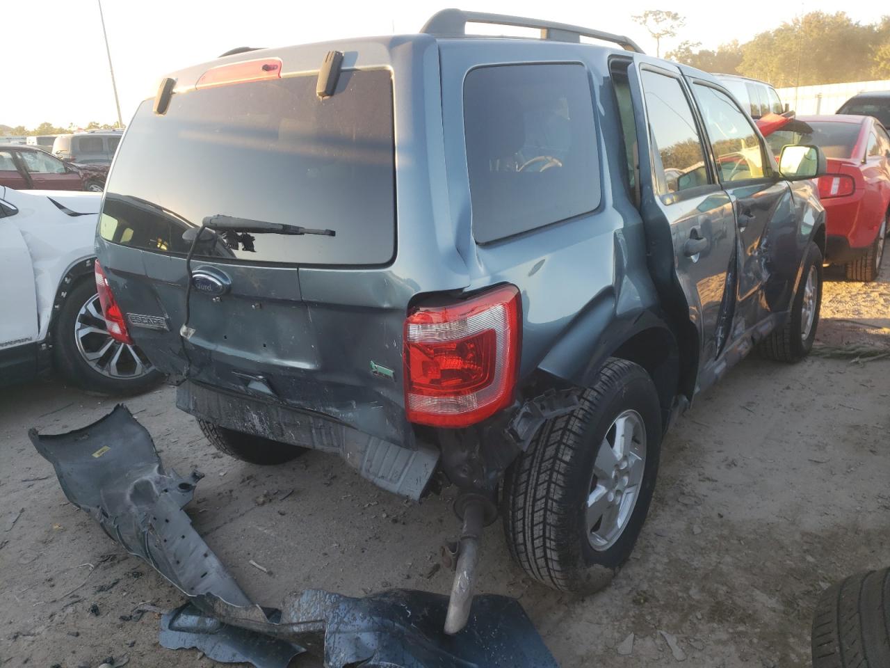 Photo 4 from auction – 2012 FORD ESCAPE XLT with VIN 1FMCU0DG4CKB88003