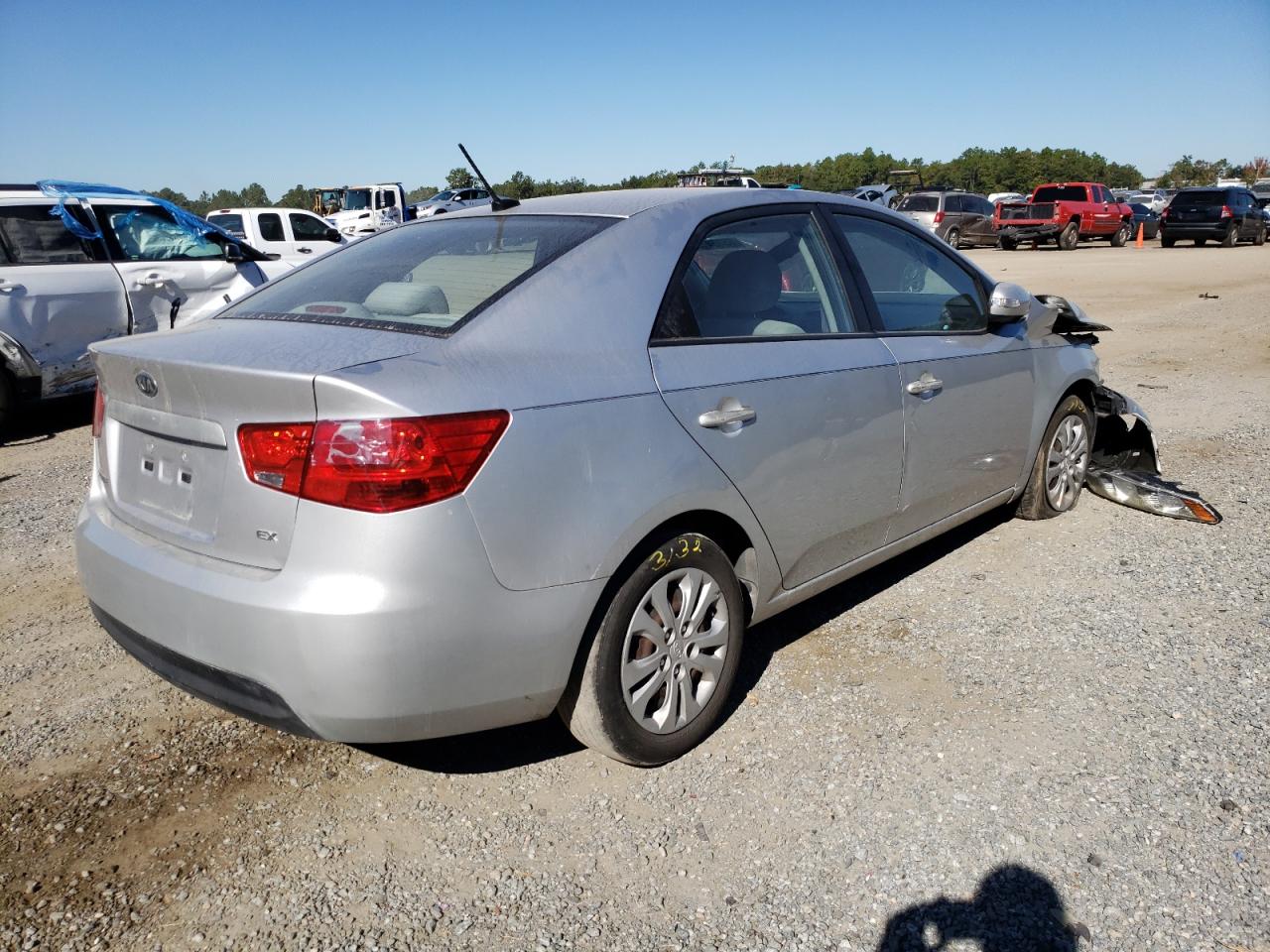 Photo 4 from auction – 2010 KIA FORTE EX with VIN KNAFU4A20A5273429