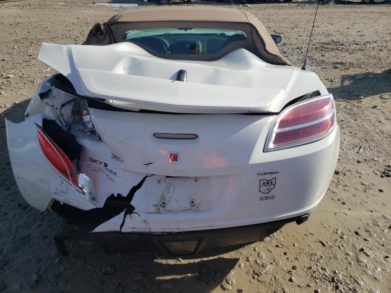 Photo 6 from auction – 2009 SATURN SKY REDLIN with VIN 1G8MT35X39Y106824