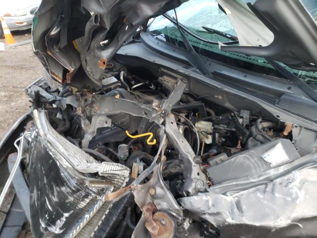 Photo 7 from auction – 2002 FORD ESCAPE XLT with VIN 1FMYU03112KD52311