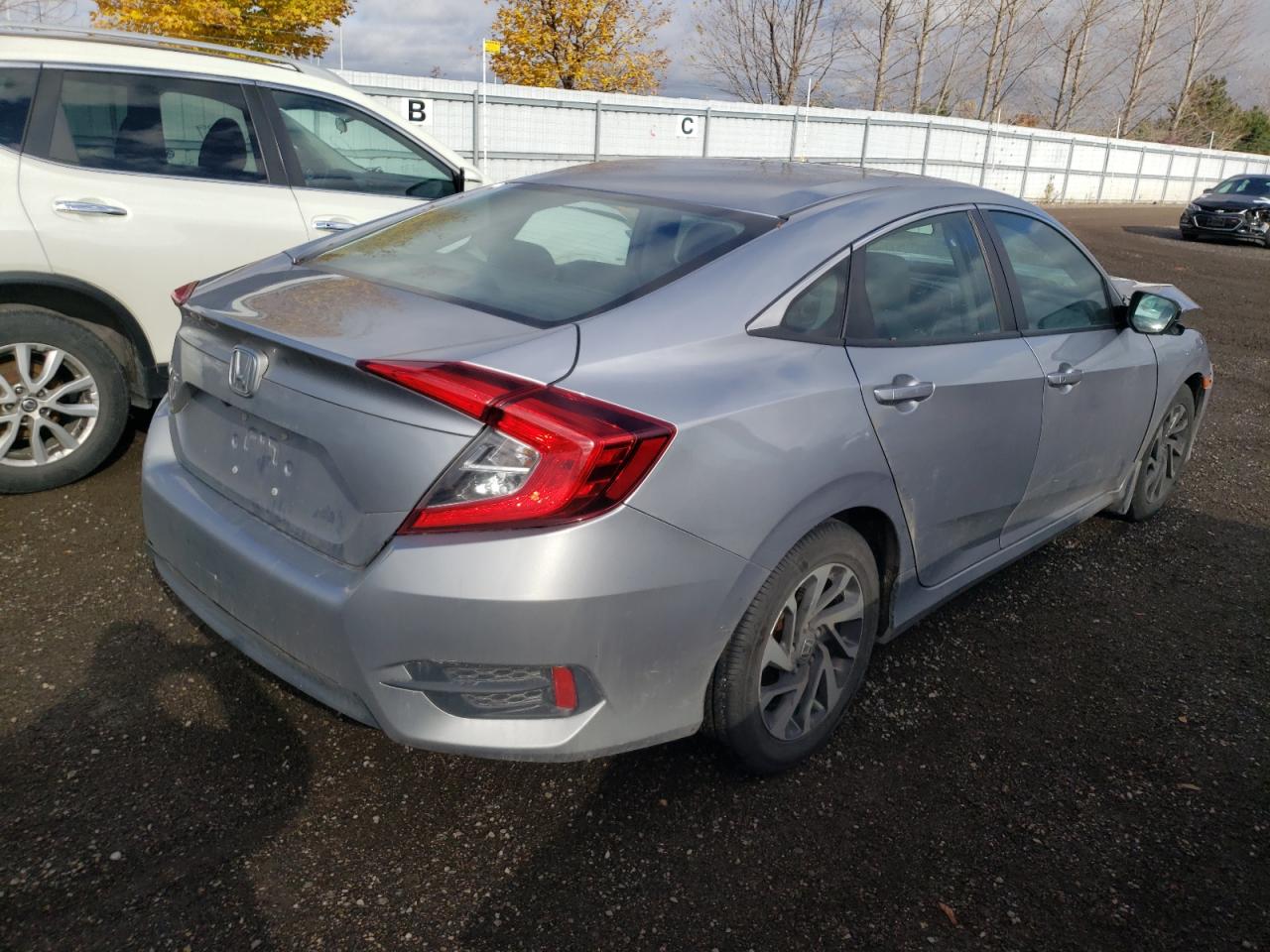 Photo 4 from auction – 2016 HONDA CIVIC EX with VIN 2HGFC2F72GH006570