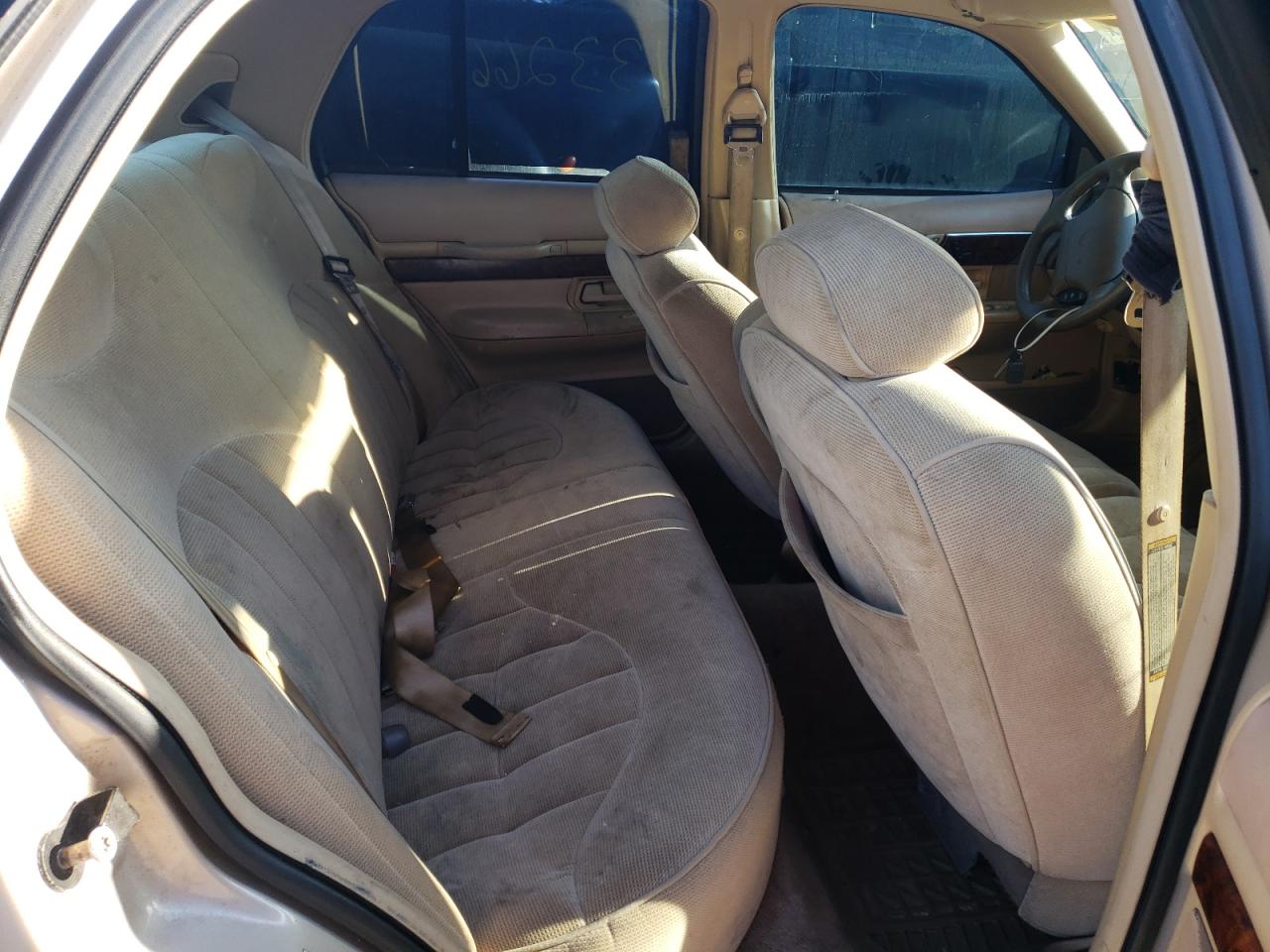 Photo 6 from auction – 1997 MERCURY GRAND MARQ with VIN 2MELM74WXVX624517