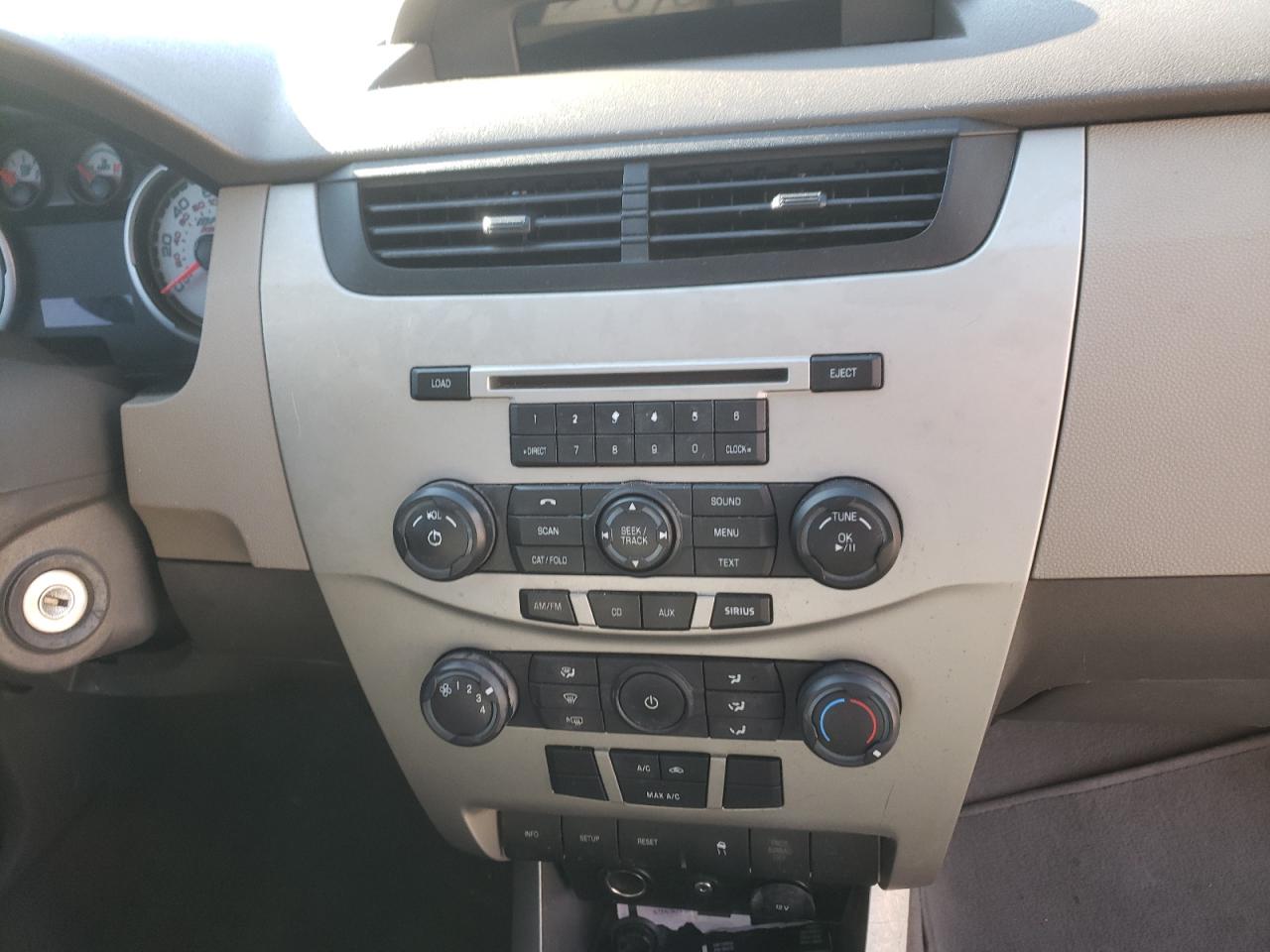 Photo 9 from auction – 2011 FORD FOCUS S with VIN 1FAHP3EN6BW140967