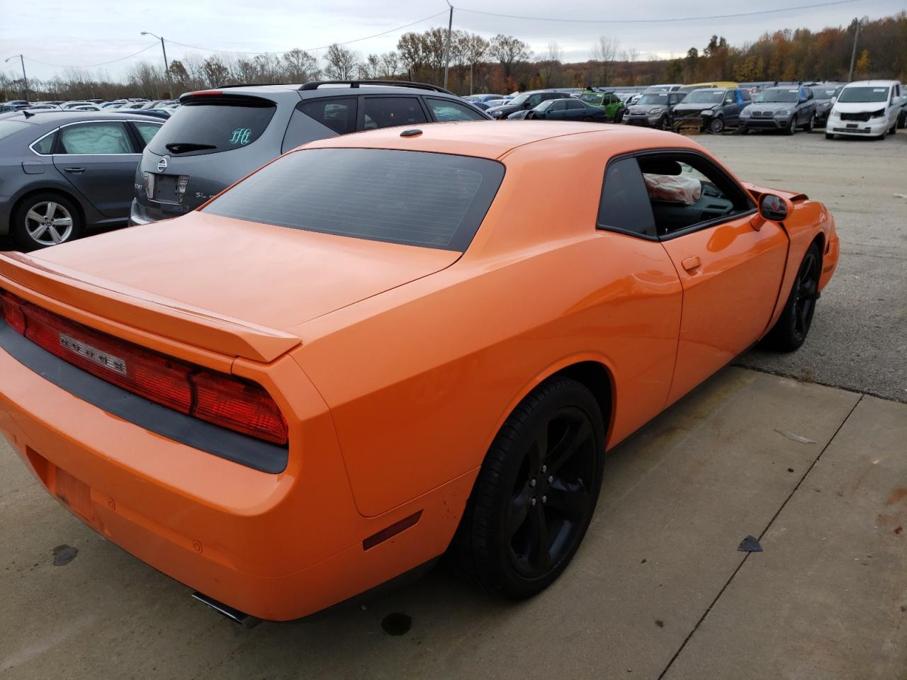 Photo 4 from auction – 2014 DODGE CHALLENGER with VIN 2C3CDYBTXEH184958