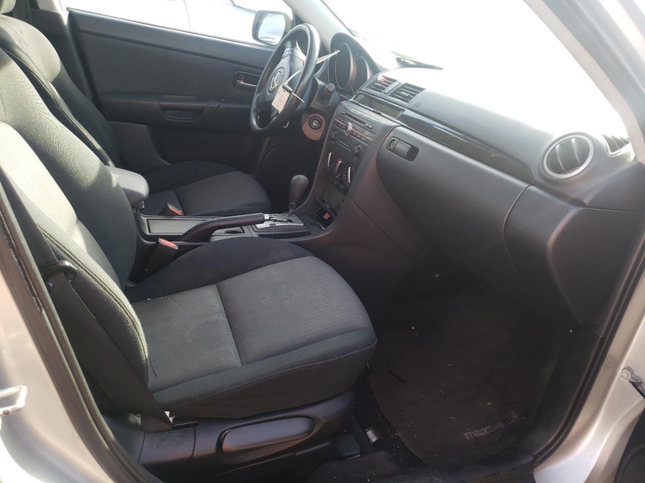 Photo 5 from auction – 2008 MAZDA 3 I with VIN JM1BK32F181836170