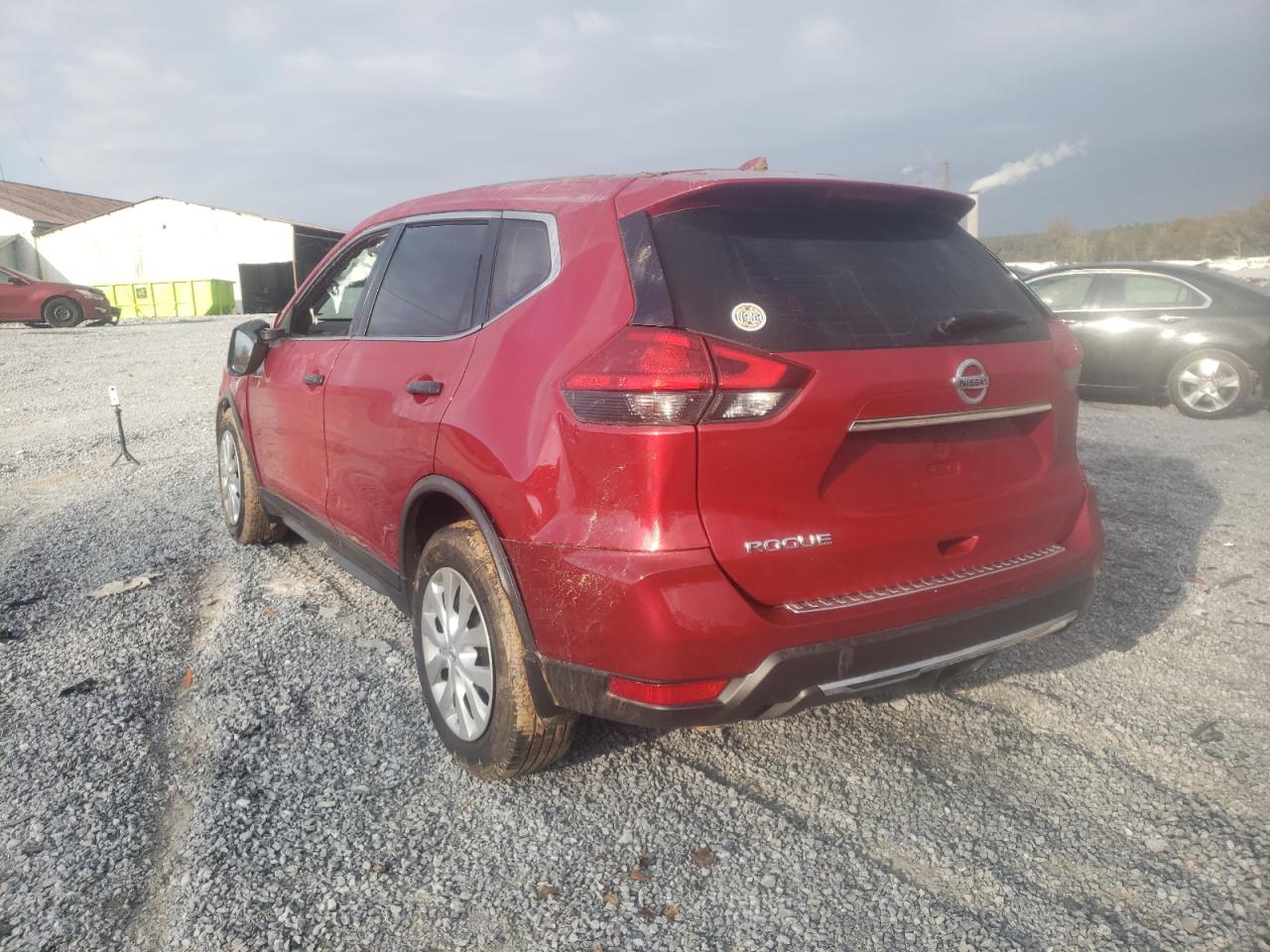 Photo 3 from auction – 2017 NISSAN ROGUE S with VIN JN8AT2MT2HW136395