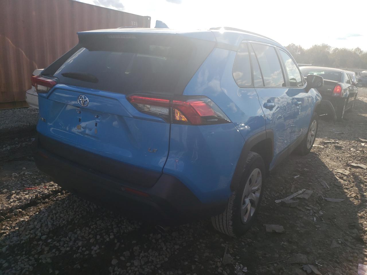 Photo 4 from auction – 2019 TOYOTA RAV4 LE with VIN 2T3H1RFV7KW046821