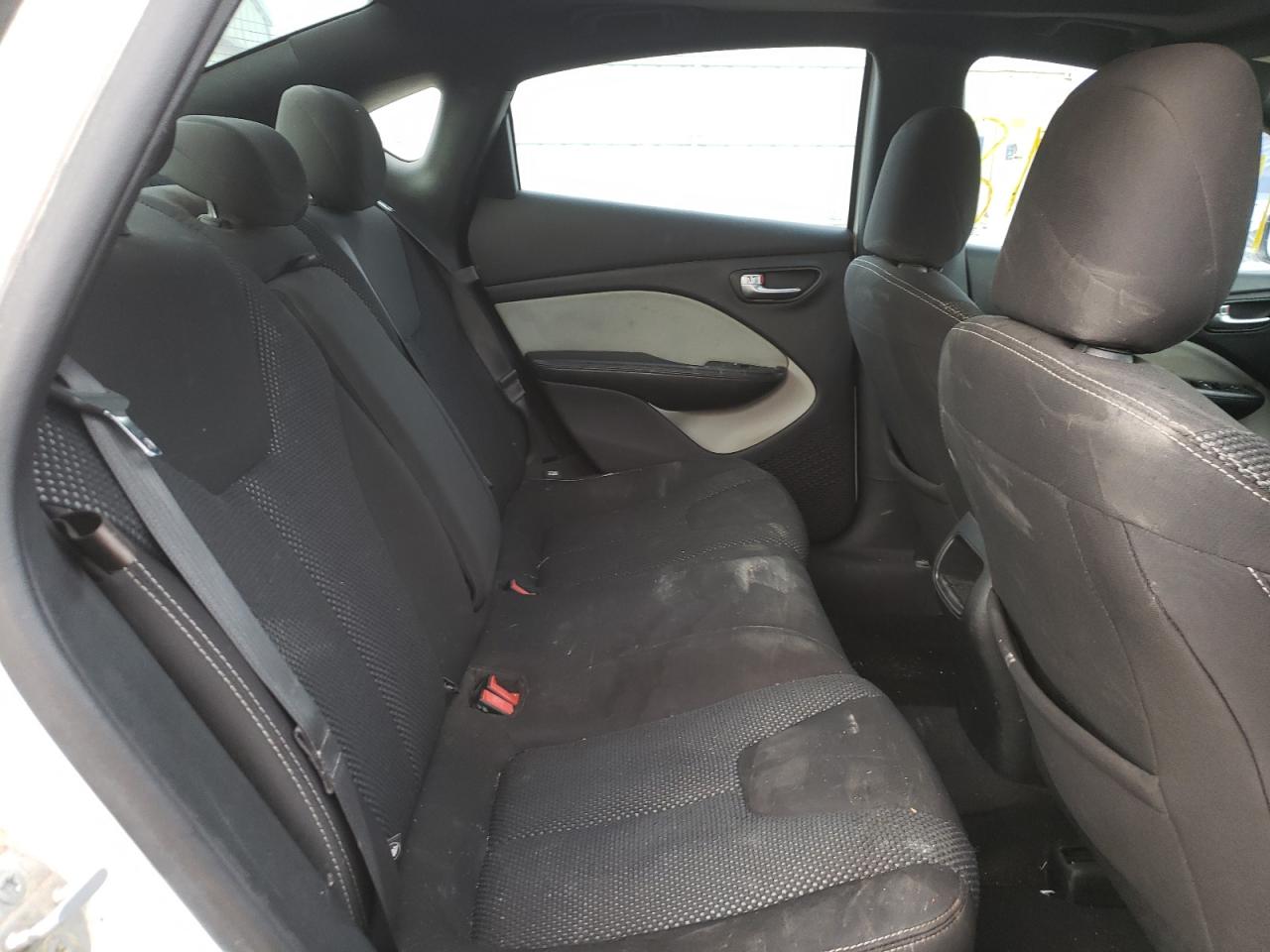 Photo 6 from auction – 2015 DODGE DART SXT with VIN 1C3CDFBB8FD345656
