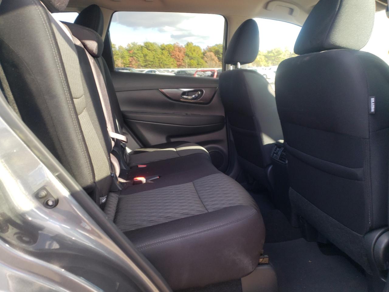 Photo 6 from auction – 2017 NISSAN ROGUE SV with VIN 5N1AT2MVXHC890266