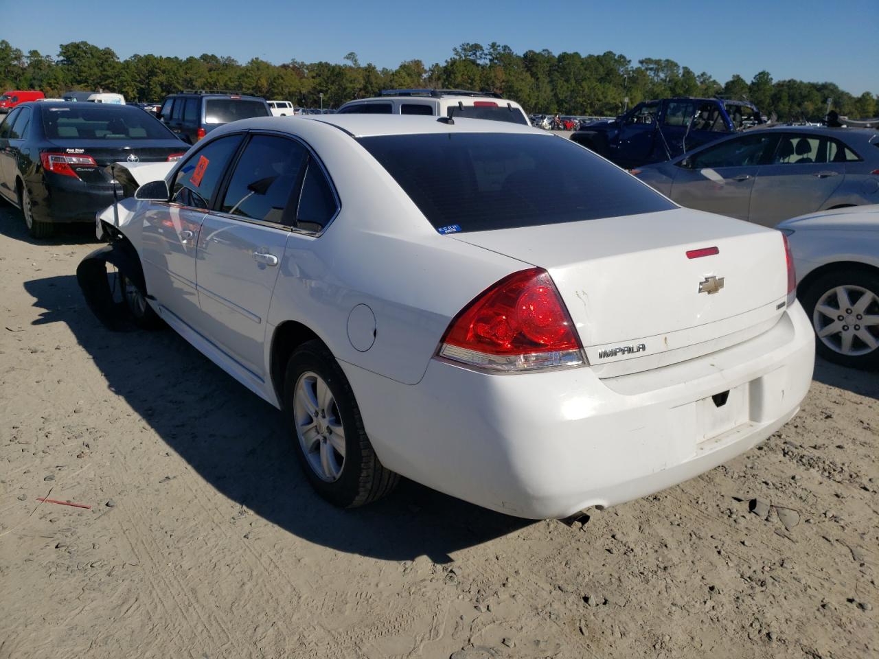 Photo 3 from auction – 2015 CHEVROLET IMPALA LIM with VIN 2G1WA5E37F1119998