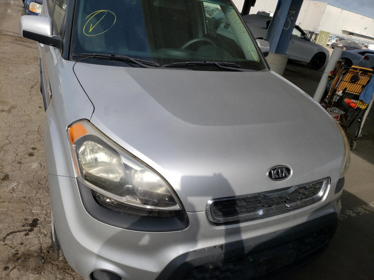 Photo 9 from auction – 2012 KIA SOUL with VIN KNDJT2A50C7475158