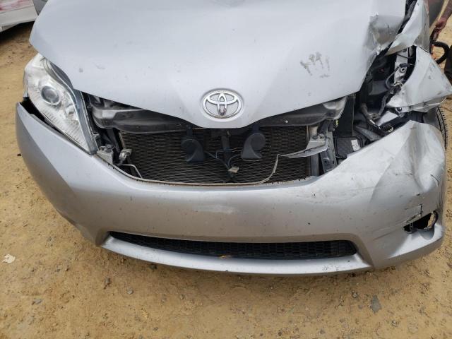 Photo 7 from auction – 2015 TOYOTA SIENNA LE with VIN 5TDKK3DC5FS554326