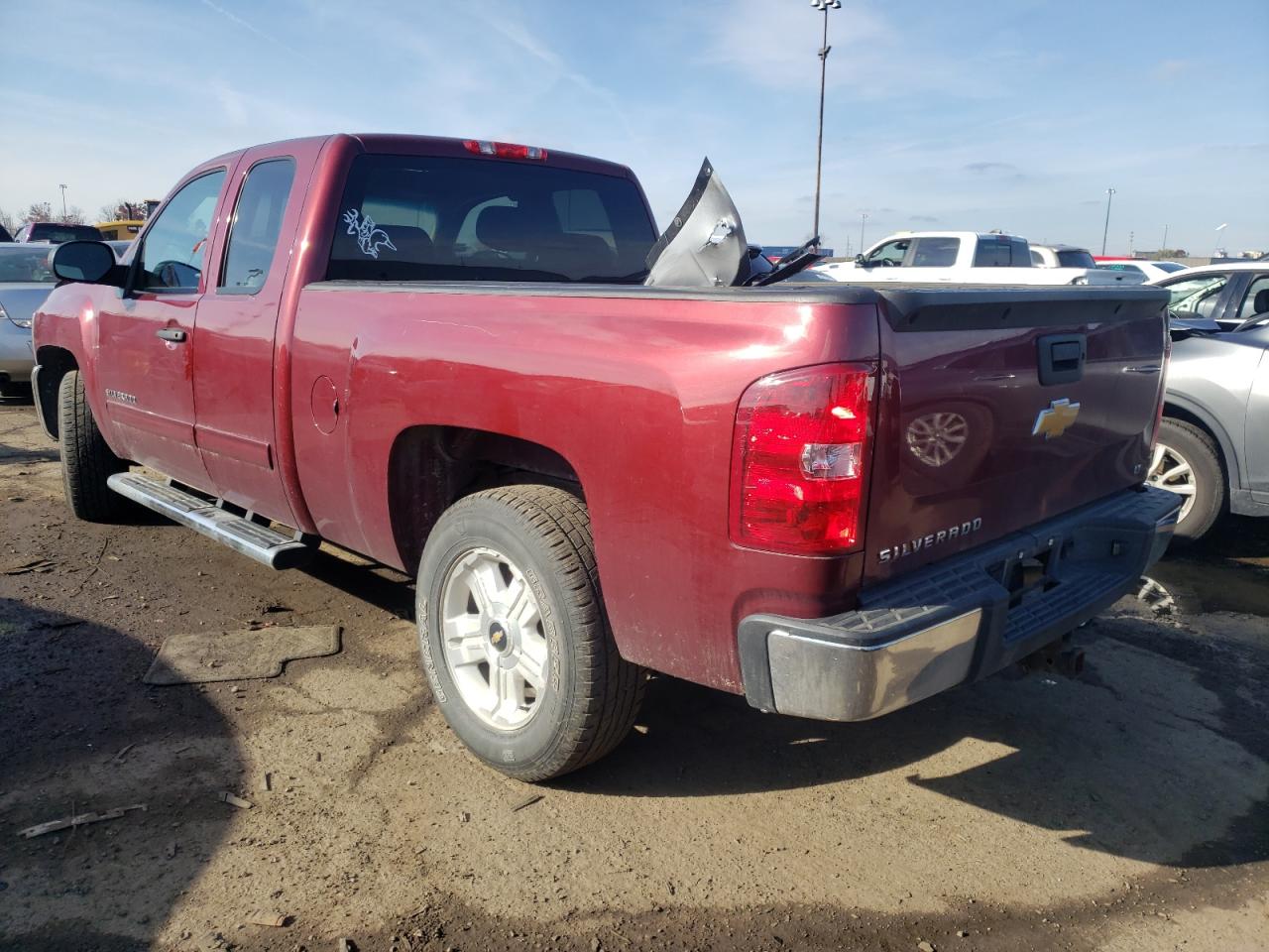 Photo 3 from auction – 2013 CHEVROLET SILVERADO with VIN 1GCRKSE74DZ253259