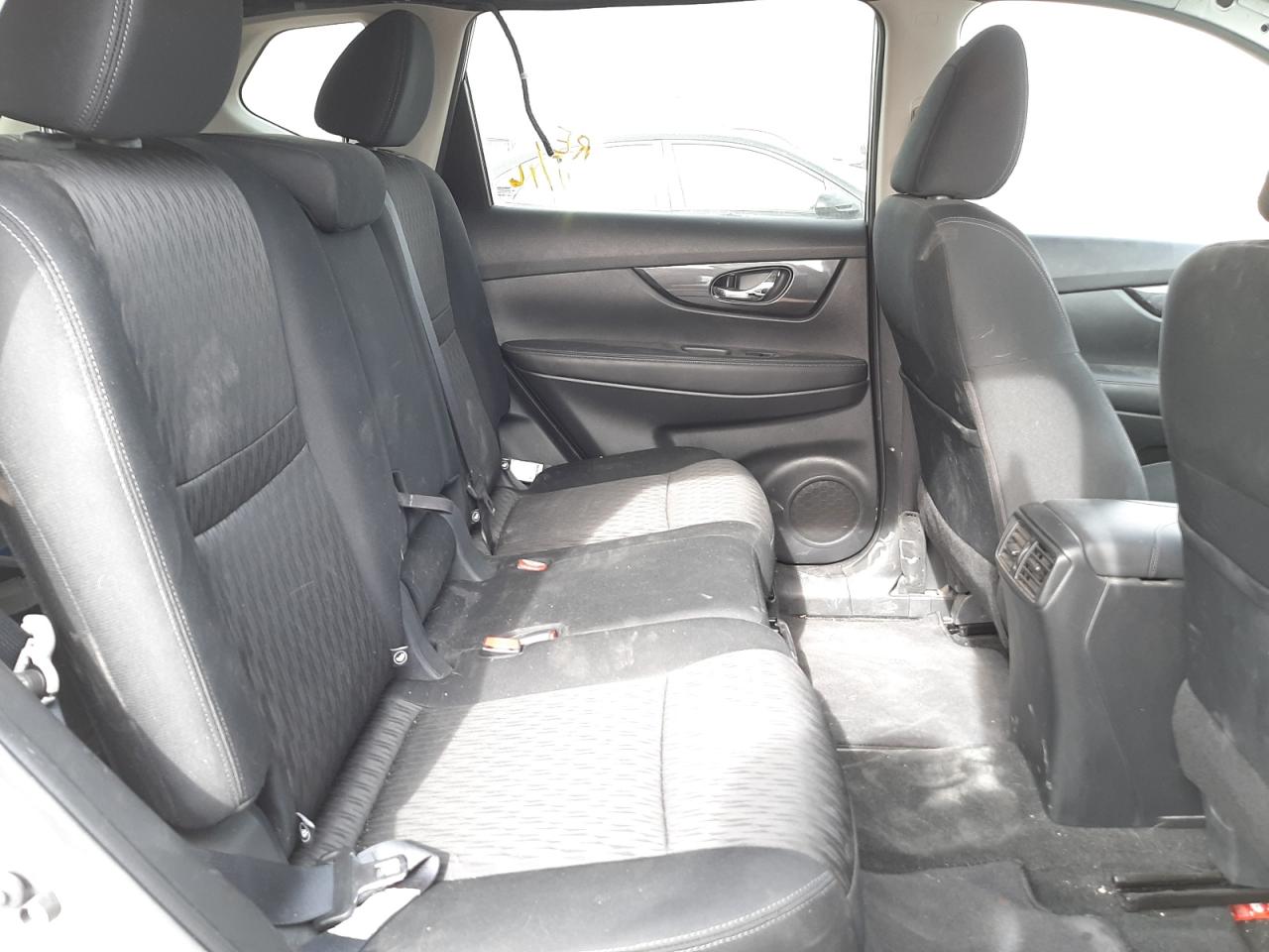 Photo 6 from auction – 2018 NISSAN ROGUE S with VIN KNMAT2MT0JP514841