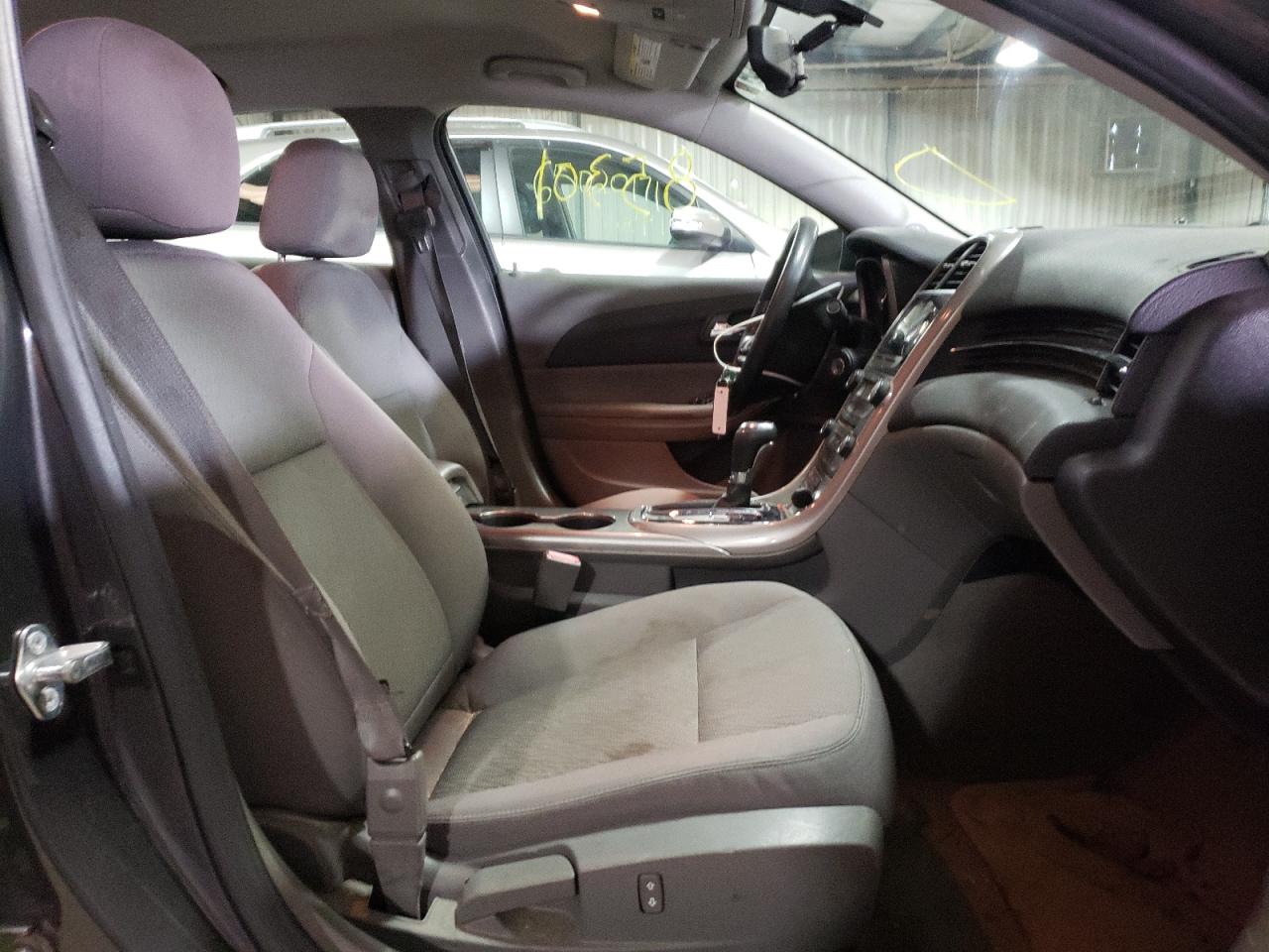 Photo 5 from auction – 2013 CHEVROLET MALIBU LS with VIN 1G11A5SA1DF315745