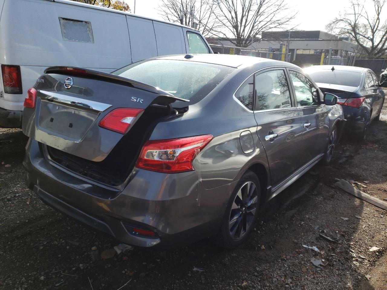 Photo 4 from auction – 2019 NISSAN SENTRA with VIN 3N1AB7AP3KY216665