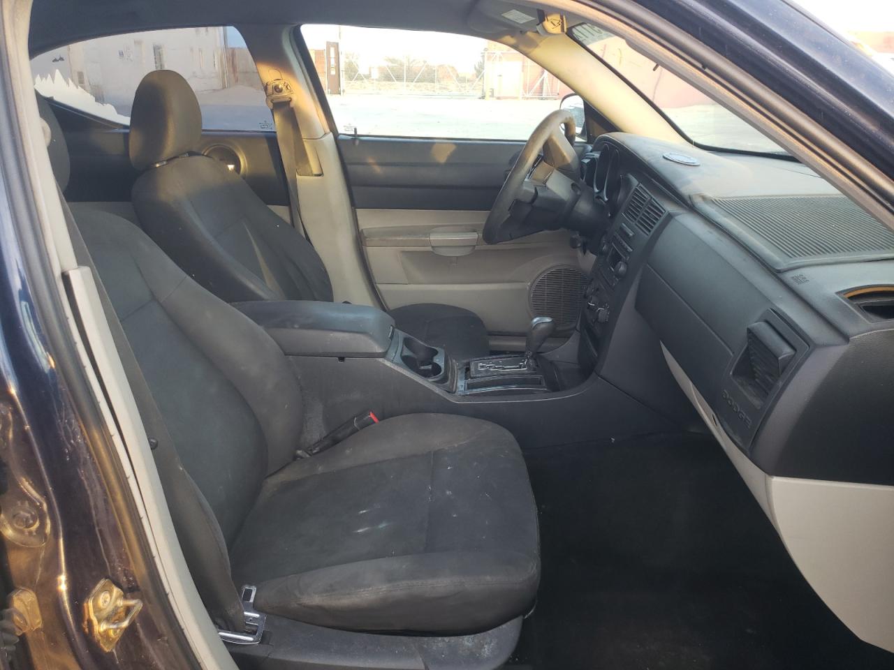 Photo 5 from auction – 2006 DODGE CHARGER SE with VIN 2B3KA43G36H419567