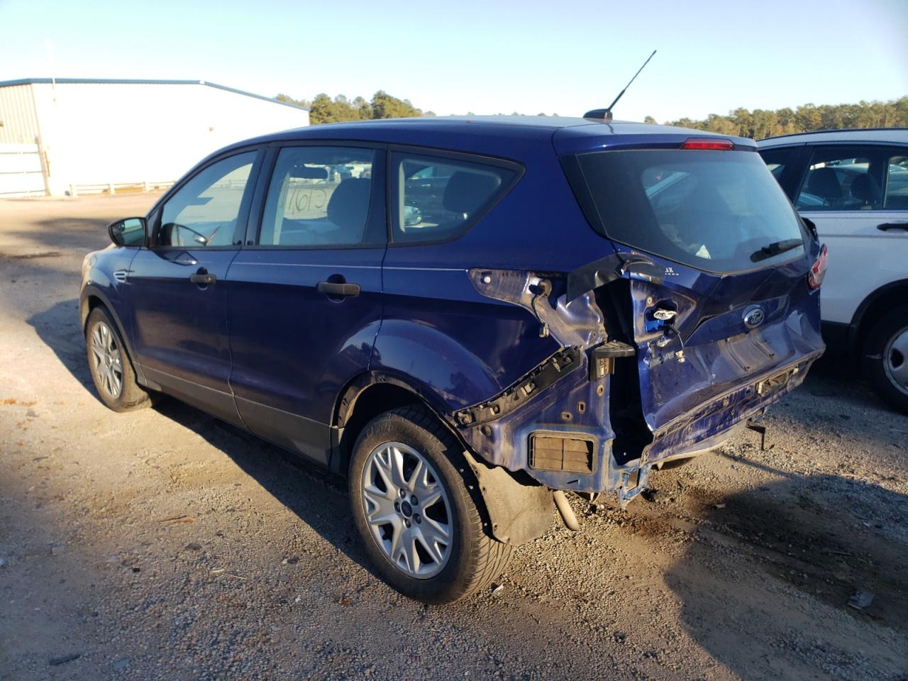 Photo 3 from auction – 2016 FORD ESCAPE S with VIN 1FMCU0F77GUB19393