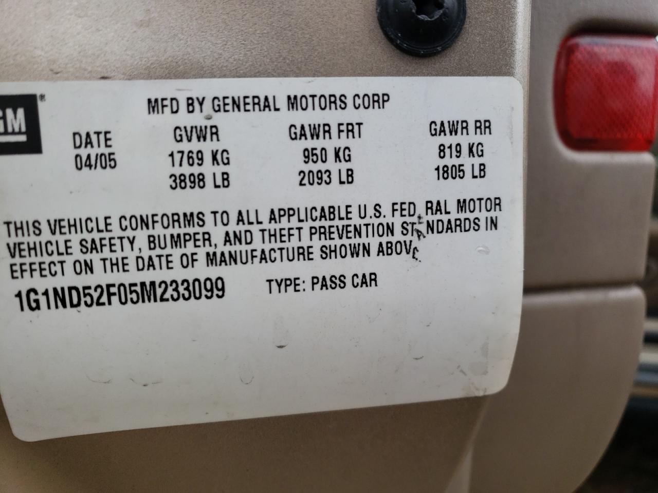 Photo 10 from auction – 2005 CHEVROLET CLASSIC with VIN 1G1ND52F05M233099