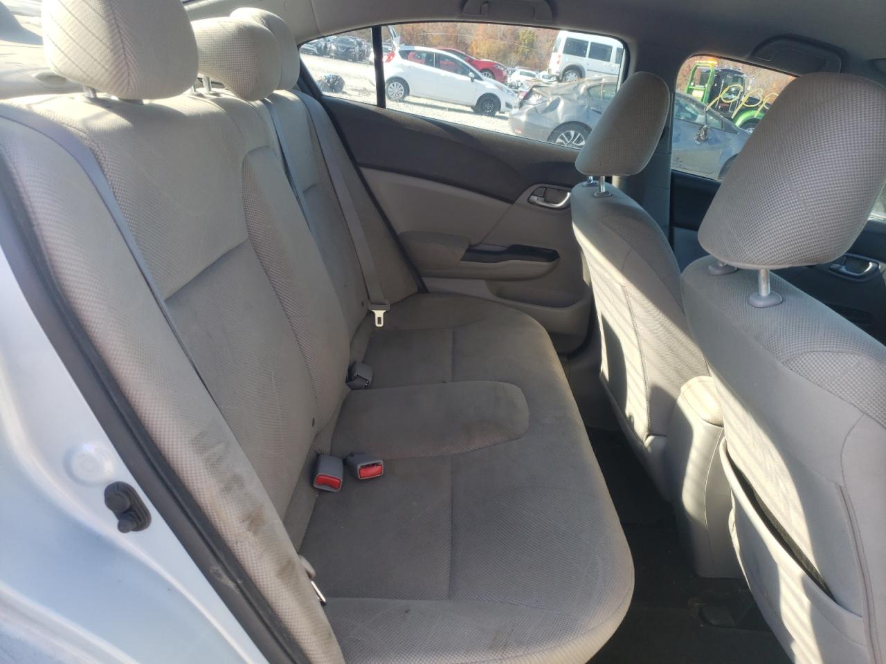 Photo 6 from auction – 2012 HONDA CIVIC LX with VIN 2HGFB2F57CH509670