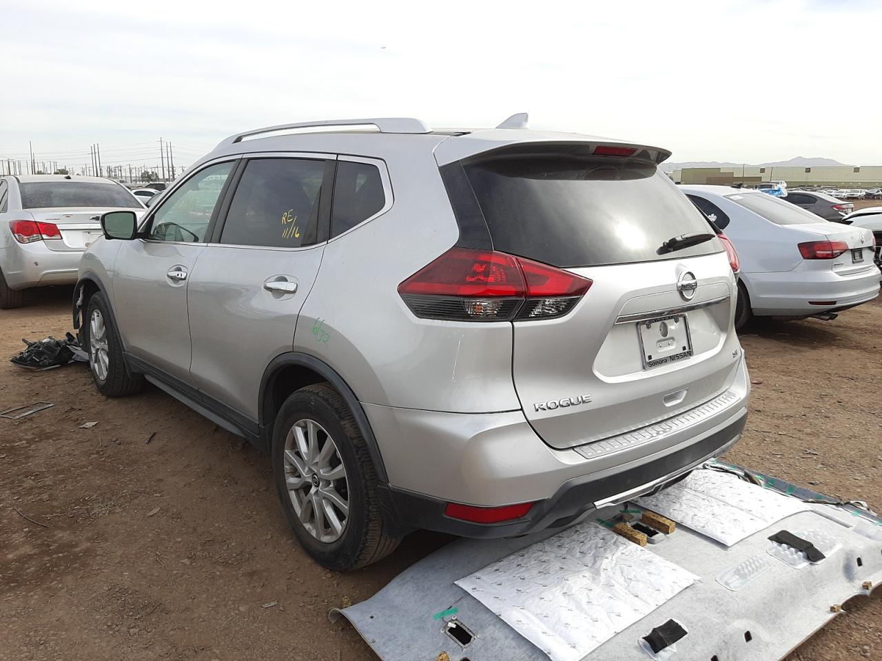 Photo 3 from auction – 2018 NISSAN ROGUE S with VIN KNMAT2MT0JP514841