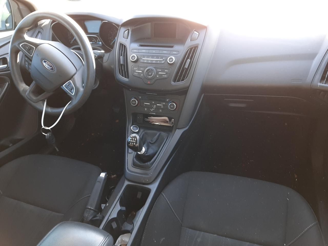 Photo 9 from auction – 2017 FORD FOCUS SE with VIN 1FADP3FE8HL238924