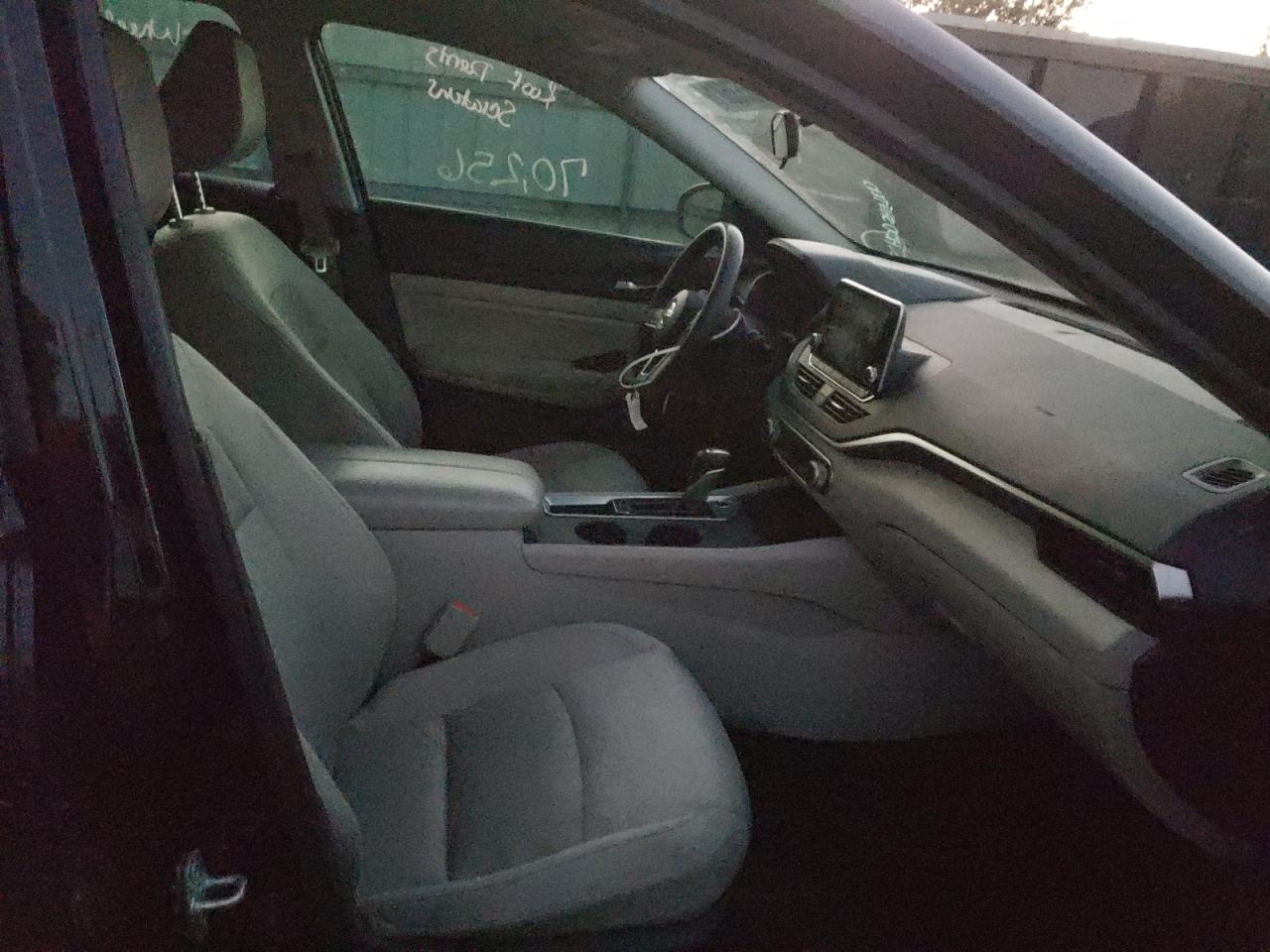 Photo 5 from auction – 2019 NISSAN ALTIMA S with VIN 1N4BL4BV5KC179370