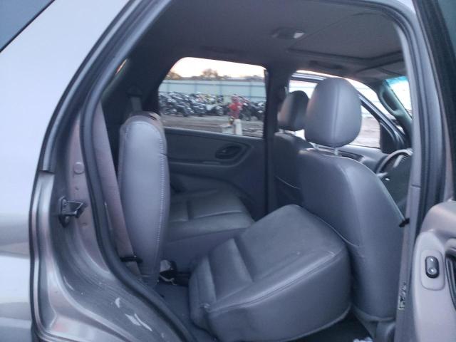 Photo 6 from auction – 2002 FORD ESCAPE XLT with VIN 1FMYU03112KD52311