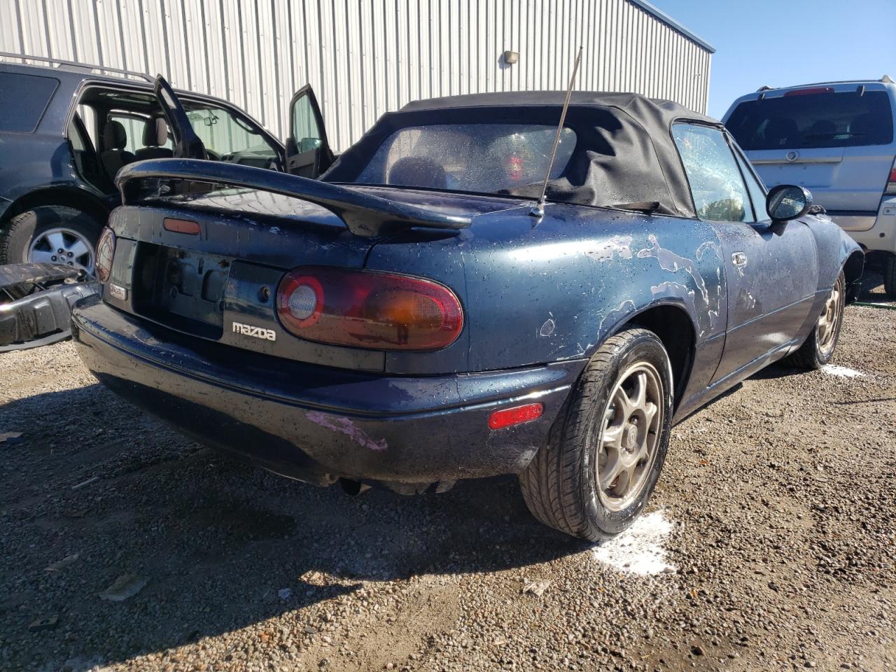 Photo 4 from auction – 1996 MAZDA MX-5 MIATA with VIN JM1NA3538T0717449