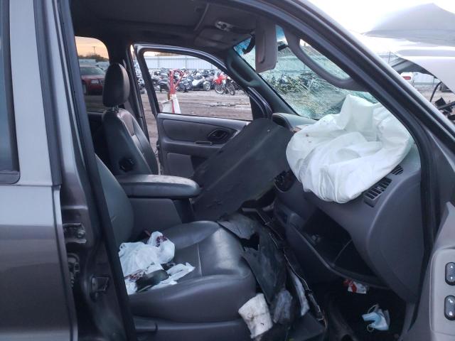 Photo 5 from auction – 2002 FORD ESCAPE XLT with VIN 1FMYU03112KD52311