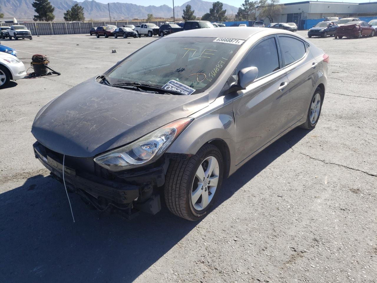 Photo 2 from auction – 2011 HYUNDAI ELANTRA GL with VIN 5NPDH4AE1BH059592