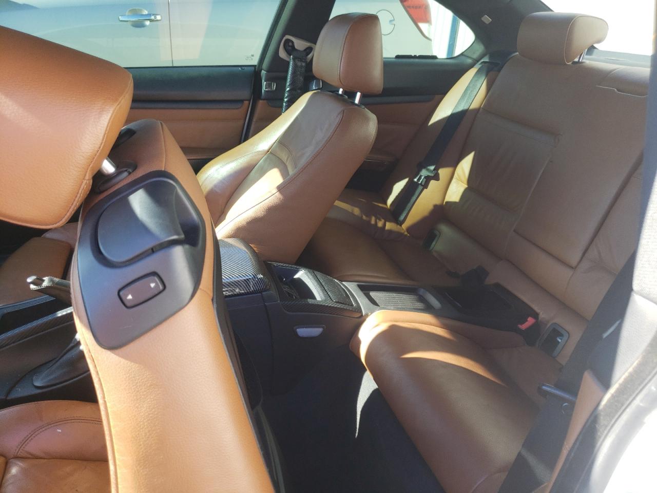 Photo 6 from auction – 2007 BMW 335 I with VIN WBAWB73517P022608