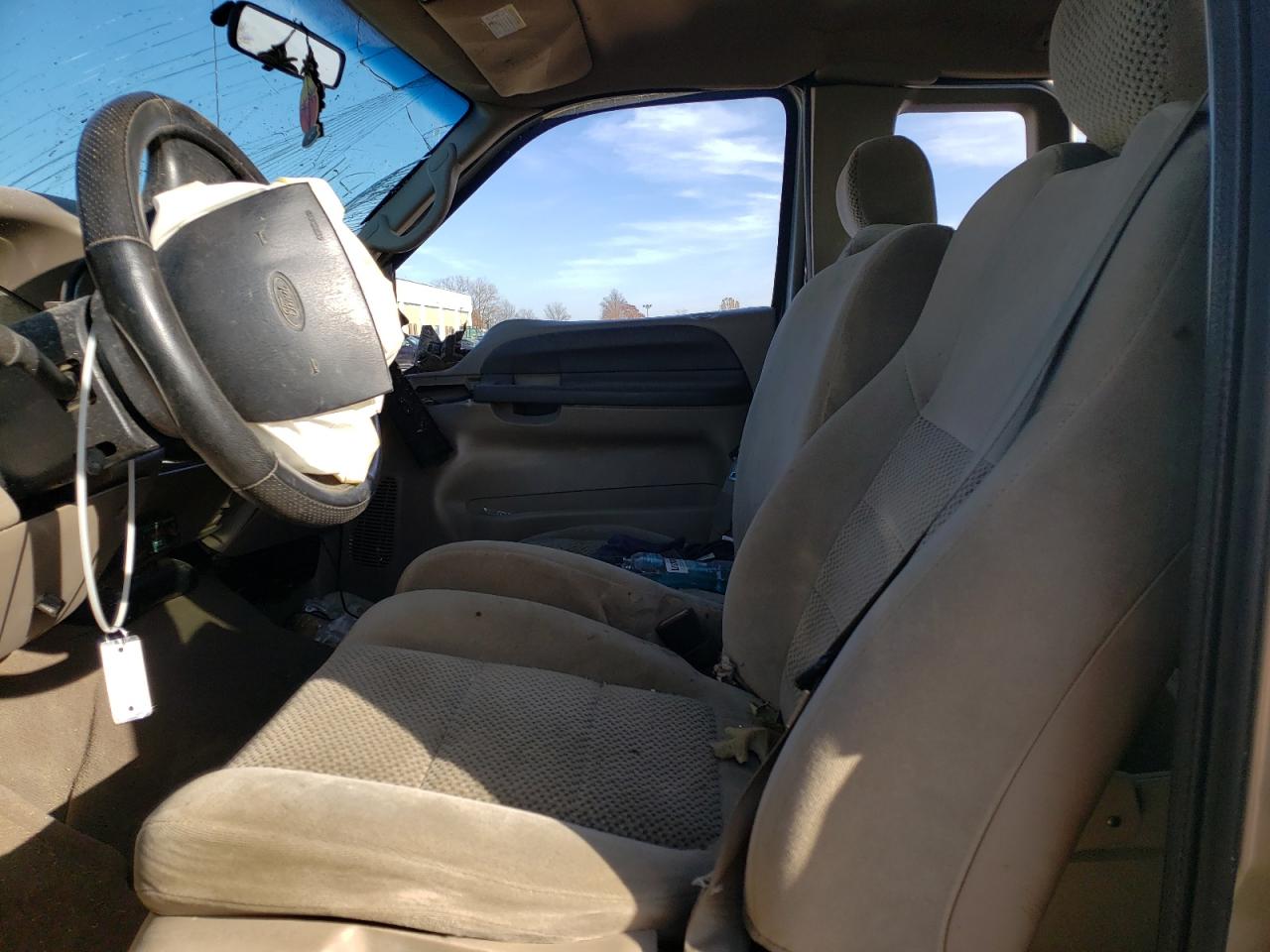 Photo 5 from auction – 2001 FORD F350 SUPER with VIN 1FTWX33F01ED68223