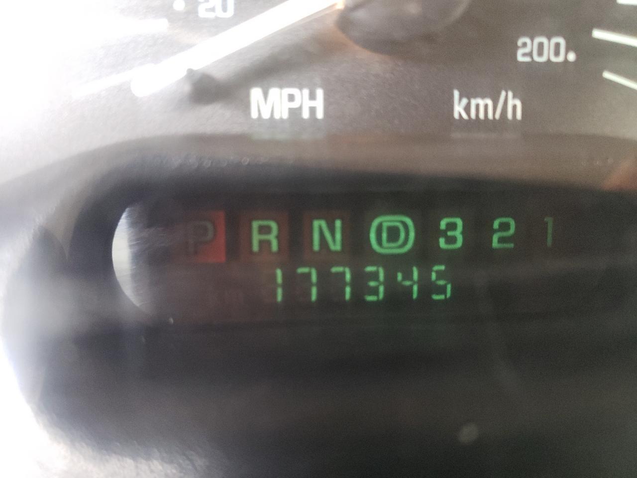Photo 8 from auction – 2002 BUICK CENTURY CU with VIN 2G4WS52J921111107