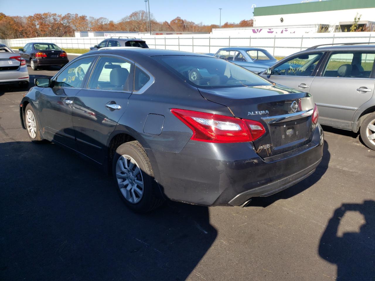 Photo 3 from auction – 2016 NISSAN ALTIMA 2.5 with VIN 1N4AL3AP4GC261199