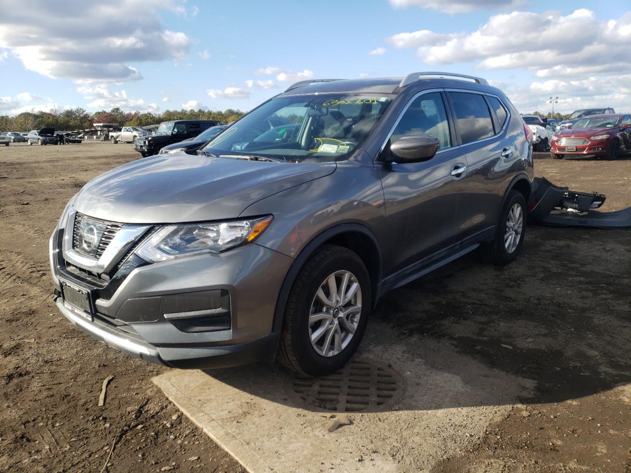 Photo 2 from auction – 2017 NISSAN ROGUE SV with VIN 5N1AT2MVXHC890266