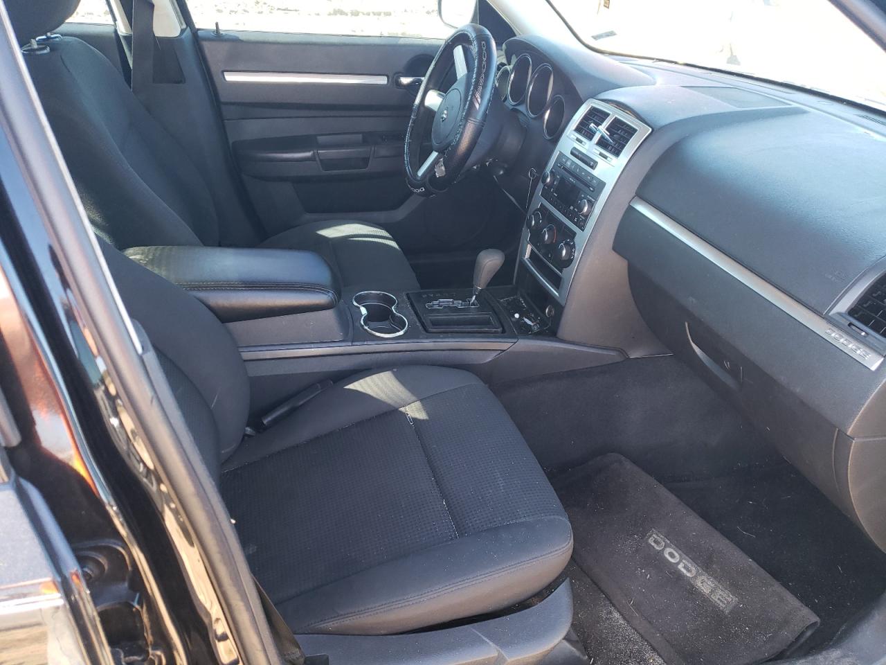 Photo 5 from auction – 2010 DODGE CHARGER SX with VIN 2B3CA3CV3AH277095