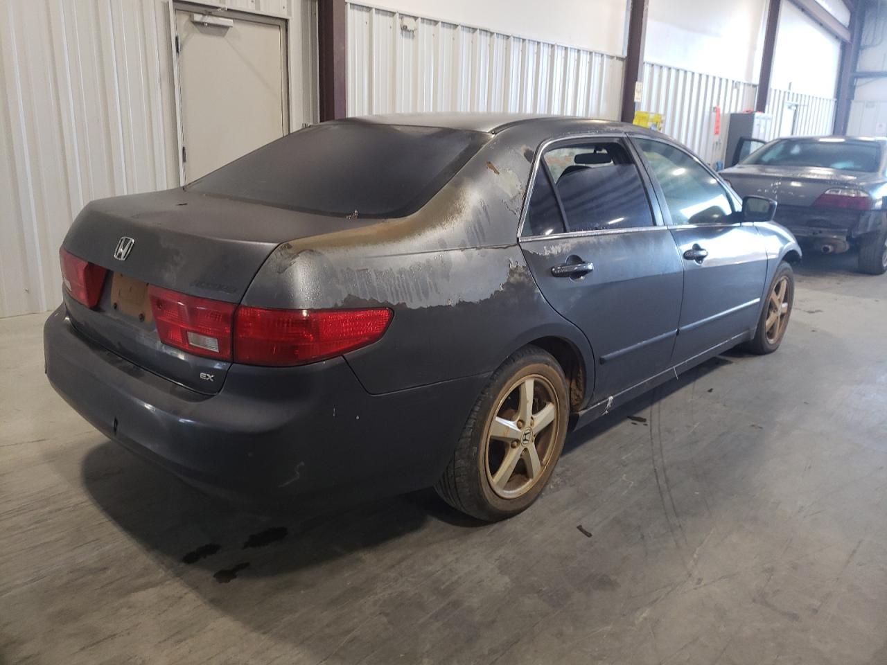 Photo 4 from auction – 2005 HONDA ACCORD with VIN 1HGCM56705A101500