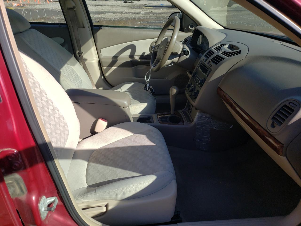Photo 5 from auction – 2004 CHEVROLET MALIBU LS with VIN 1G1ZT54864F202199
