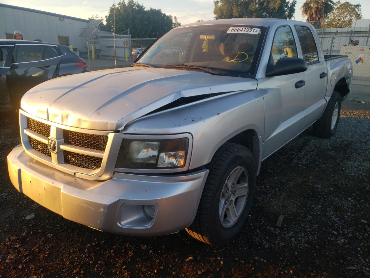 Photo 2 from auction – 2009 DODGE DAKOTA SXT with VIN 1D7HE38K79S762311