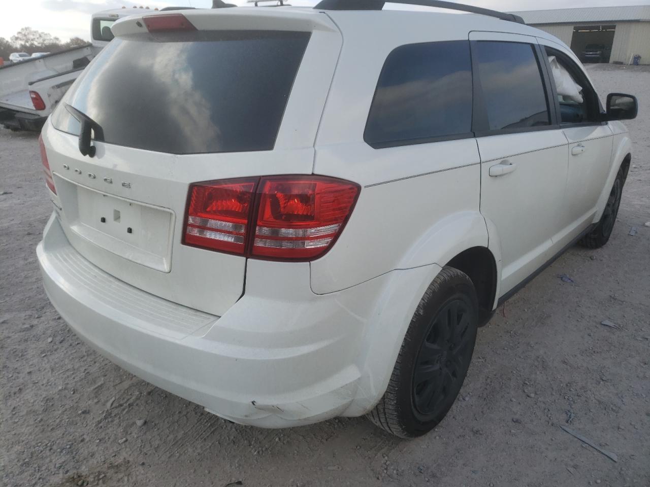Photo 4 from auction – 2018 DODGE JOURNEY SE with VIN 3C4PDCAB3JT384655