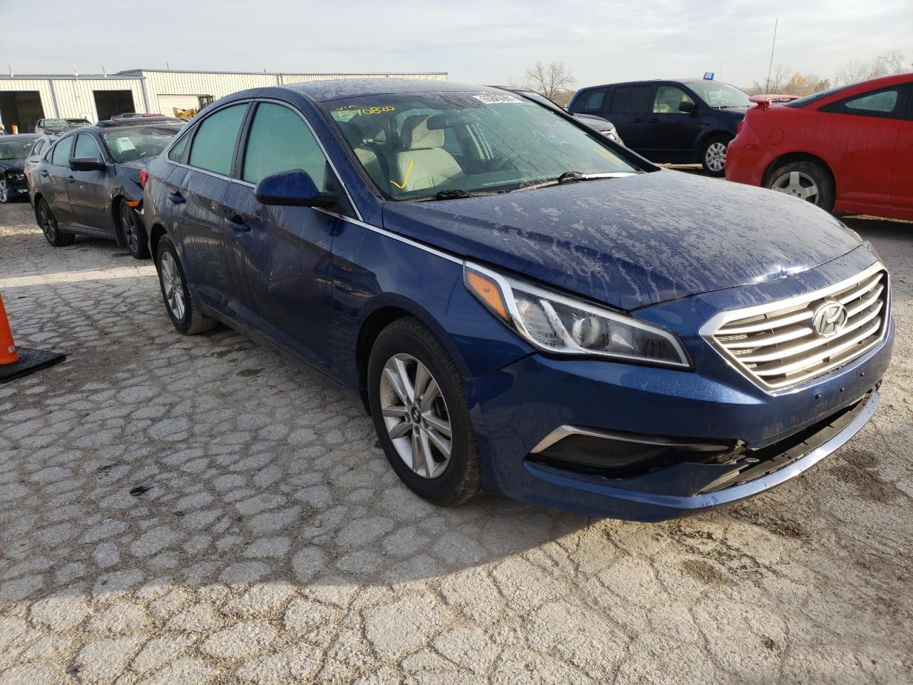 Photo 1 from auction – 2017 HYUNDAI SONATA SE with VIN 5NPE24AF2HH570820