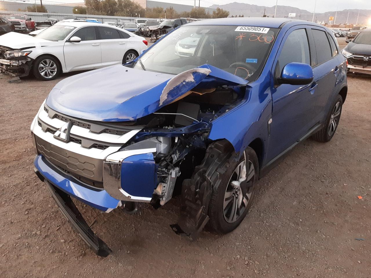 Photo 2 from auction – 2021 MITSUBISHI OUTLANDER with VIN JA4APUAU0MU010674